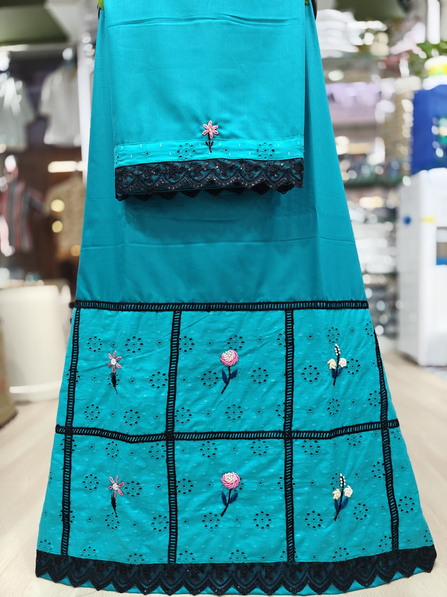  turquoise Green Colour Rida with Hand Work on Hakoba Panel